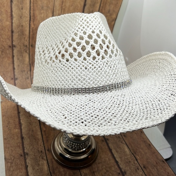 CHIC WHITE WOMENS COWBOY HAT W/ RHINESTONE HAT BAND COUNTRY CONCERT WESTERN HAT main image 8